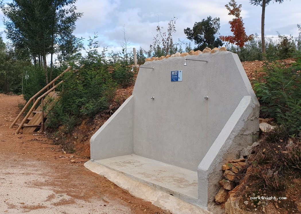 (3350) Lavegadas - R. Portela do Carvalho — foto 5