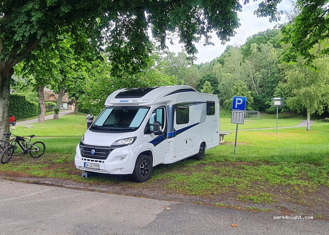 Parkplatz Korswandt — foto 2