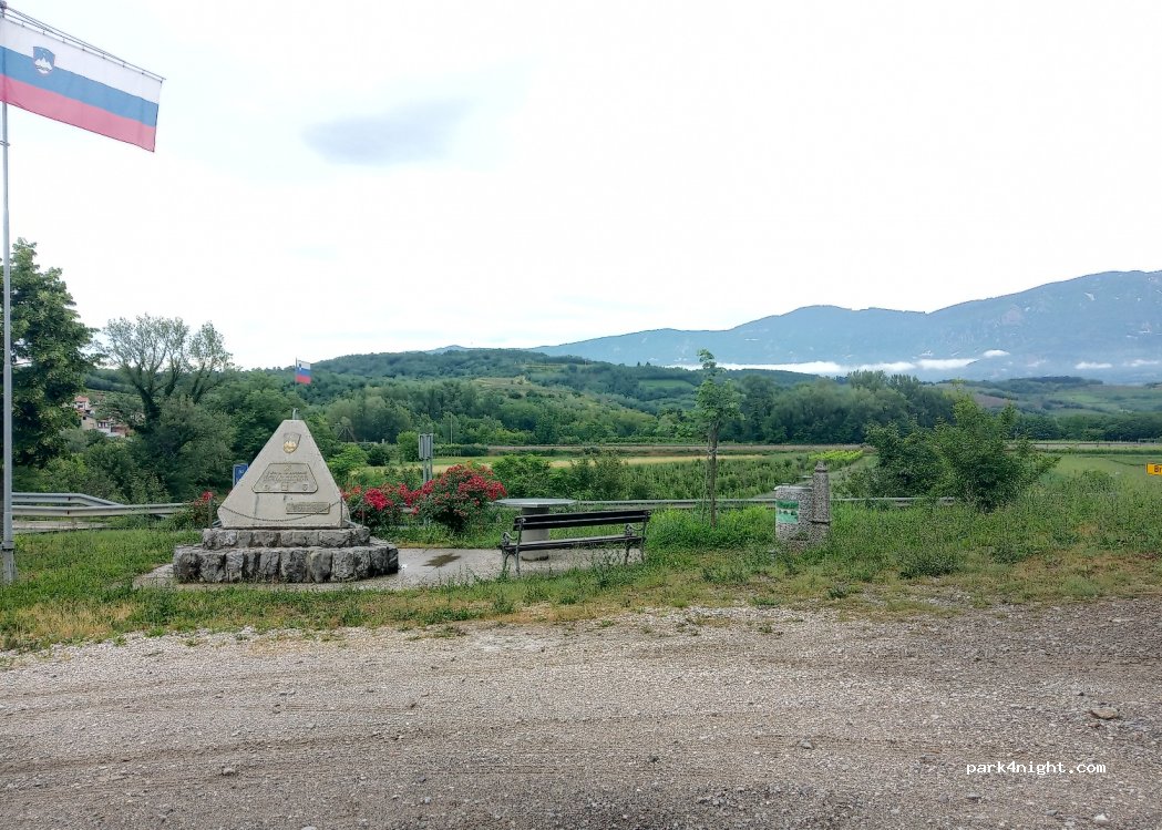 (5294) Dornberk - 18 Brdo — foto 2