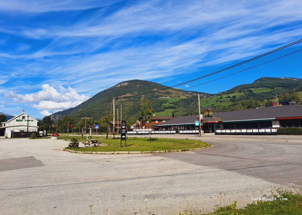 (2642) Kvam - Gudbrandsdalsvegen — foto 2