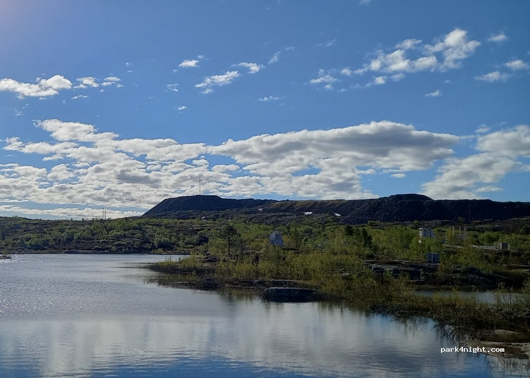 (9910) Bjørnevatn - Unnamed Road — foto