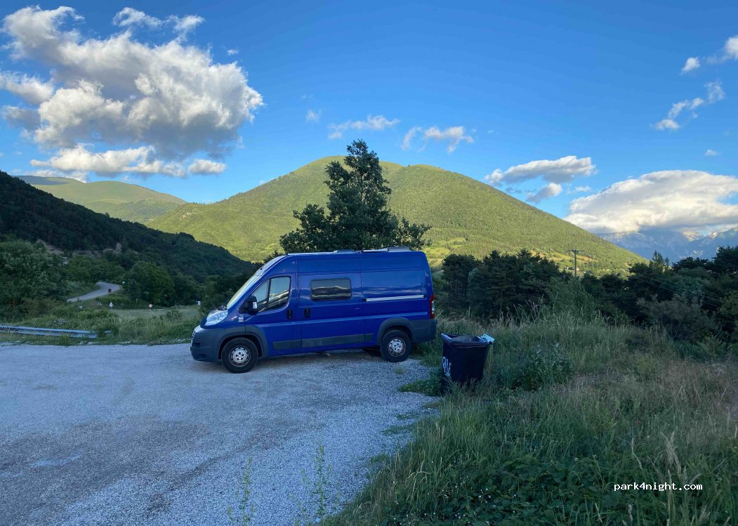 (38350) La Salle-en-Beaumont - 5 Les Bares — foto