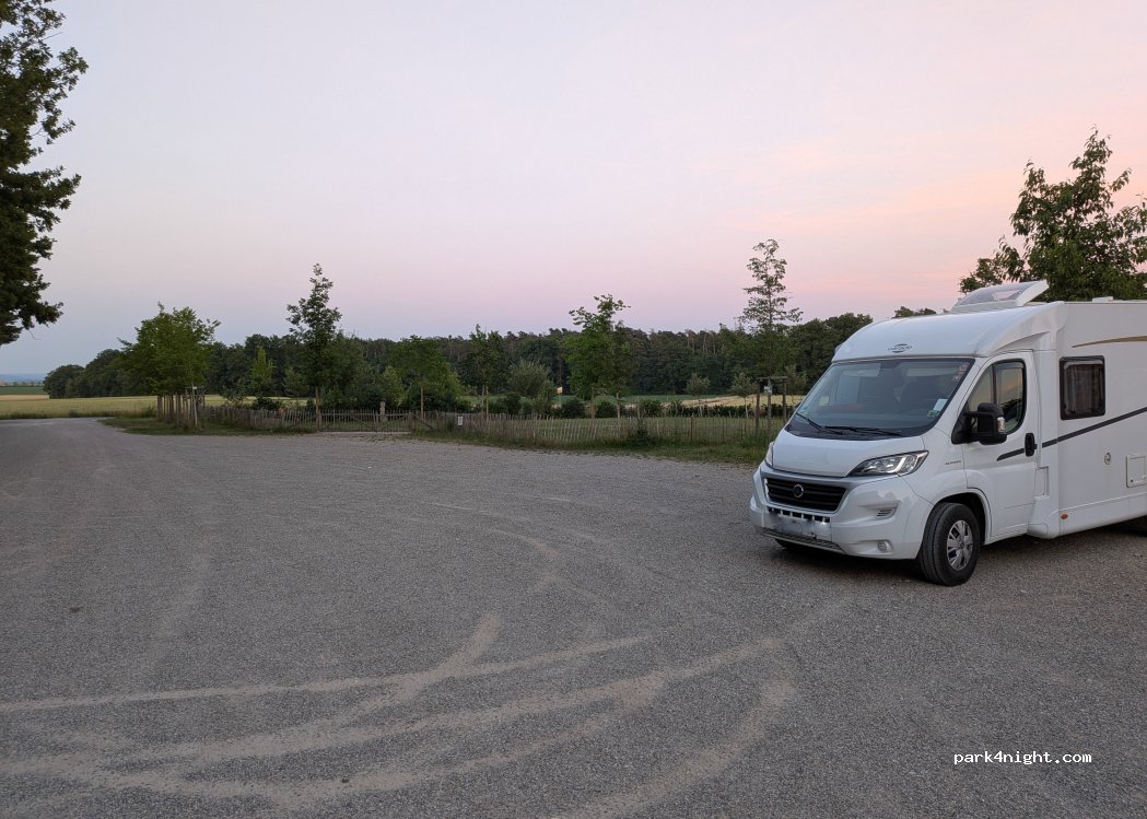 (91056) Erlangen - 20 Am Klosterholz — foto 5