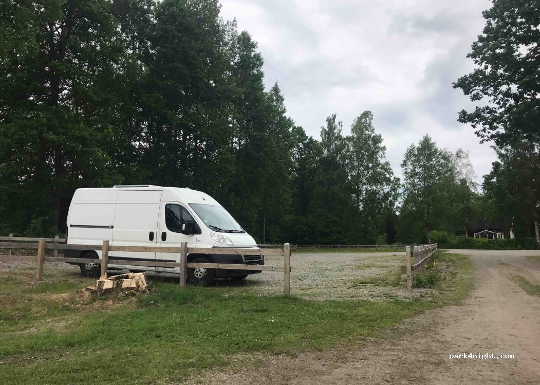 (370 12) Hallabro - 49 GALTSJÖVÄGEN — foto