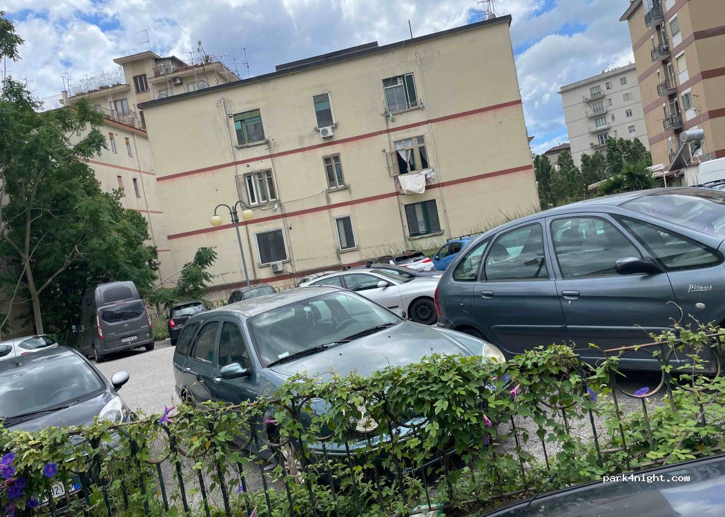 (84125) Salerno - 11 Via Demetrio Moscato — foto