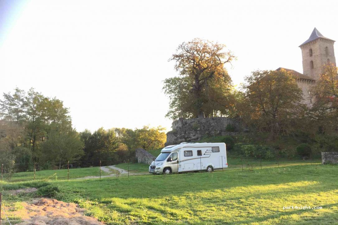 (09500) Camon - 3 Place Philippe de Lévis — foto 3