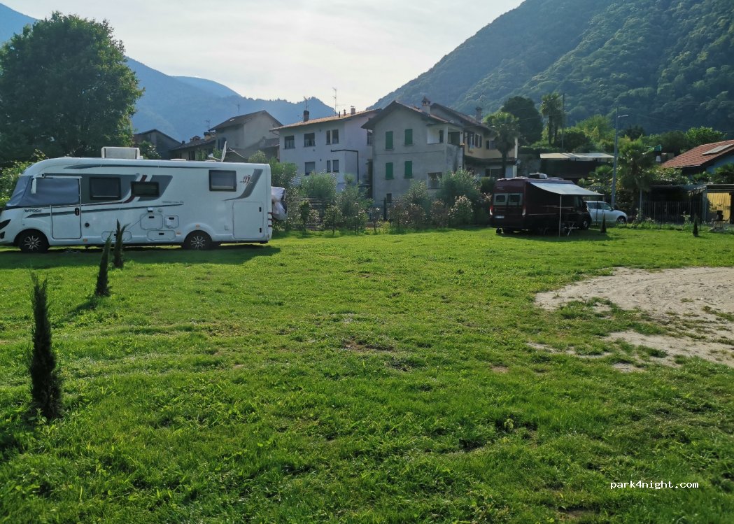 Parcheggio delle Camelie — foto 3