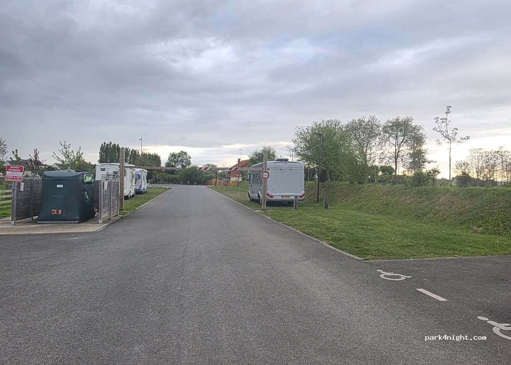 (50170) Pontorson - 7 Route de Saint-Georges — foto 5