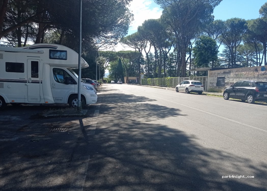 (00144) Roma - 9 Via Massimiliano Massimo — foto