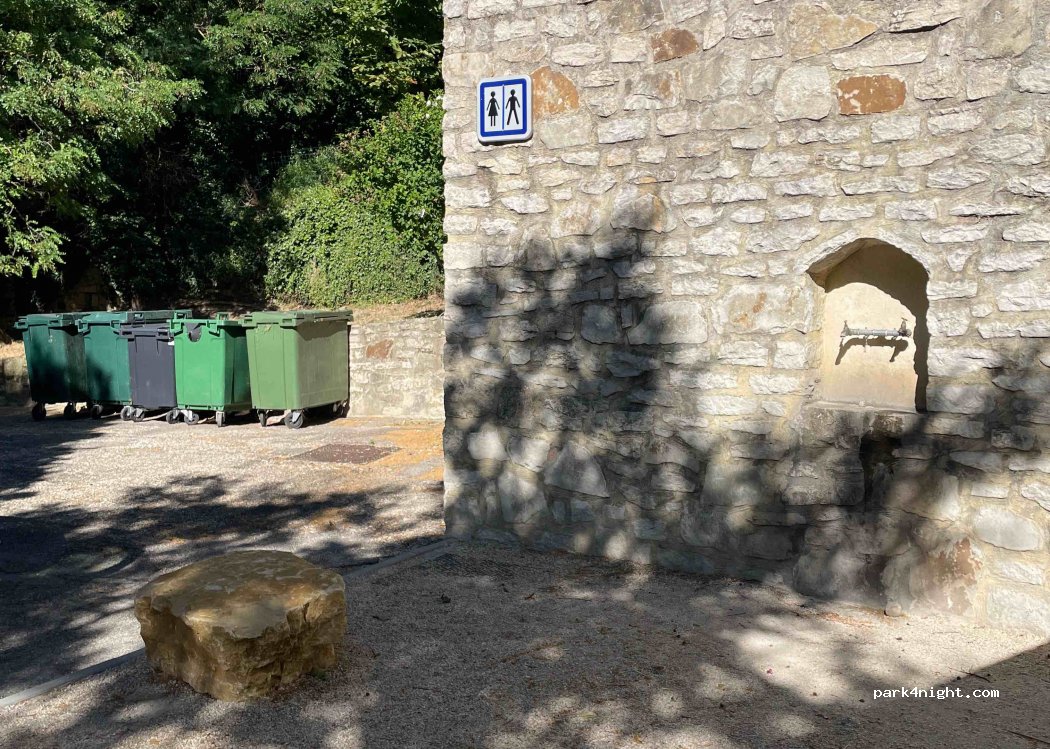 (26790) La Baume-de-Transit - 8 Place du Tricastin — foto 3