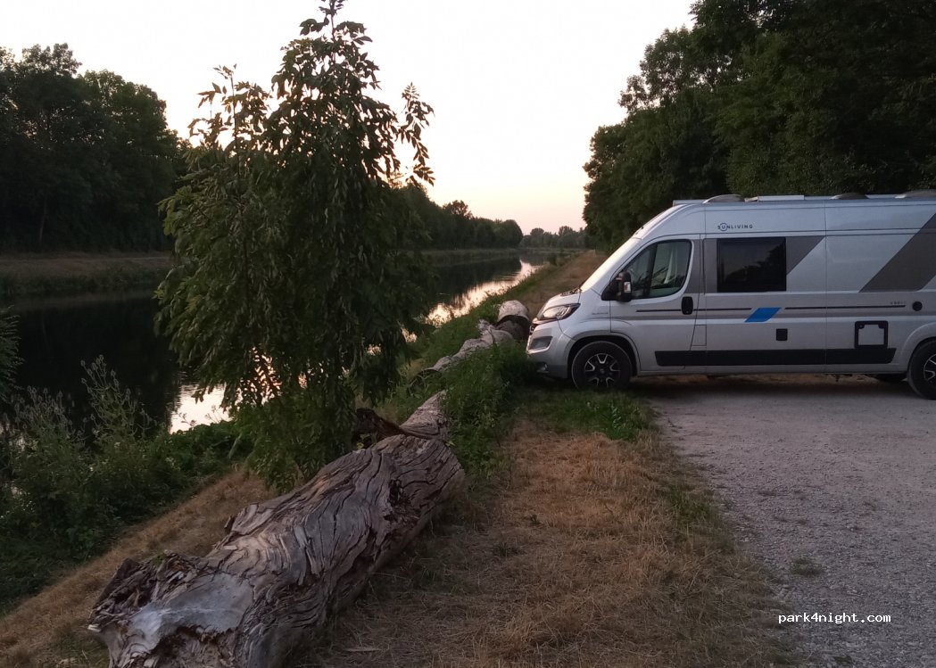 (86368) Gersthofen - 12 Kanalstraße — foto