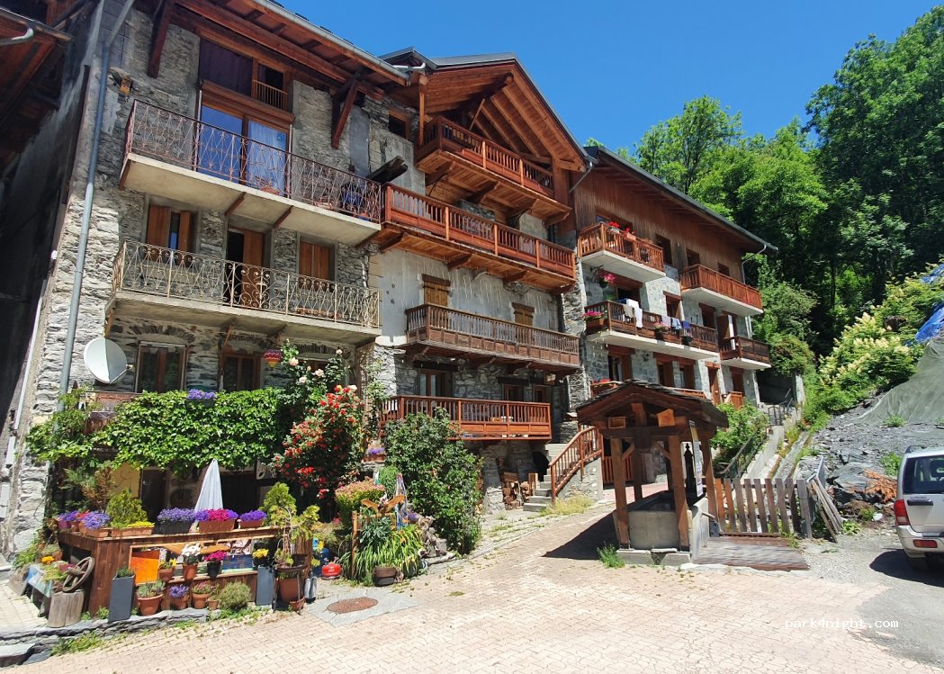 (73640) Sainte-Foy-Tarentaise - D902 — foto