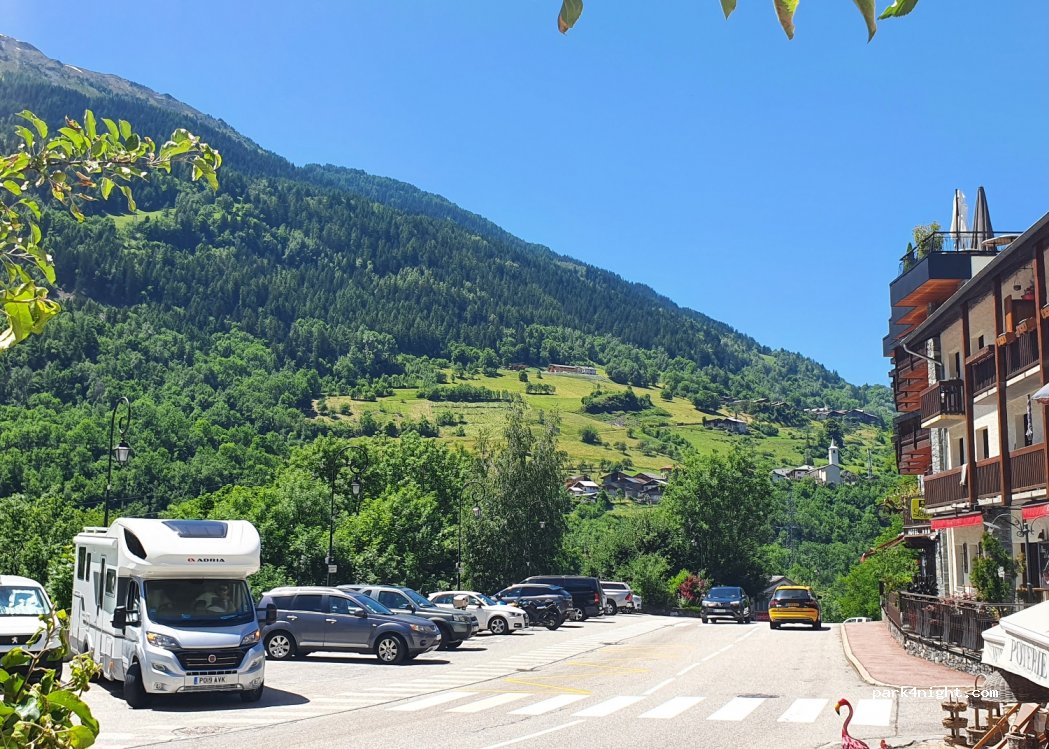 (73640) Sainte-Foy-Tarentaise - D902 — foto 2