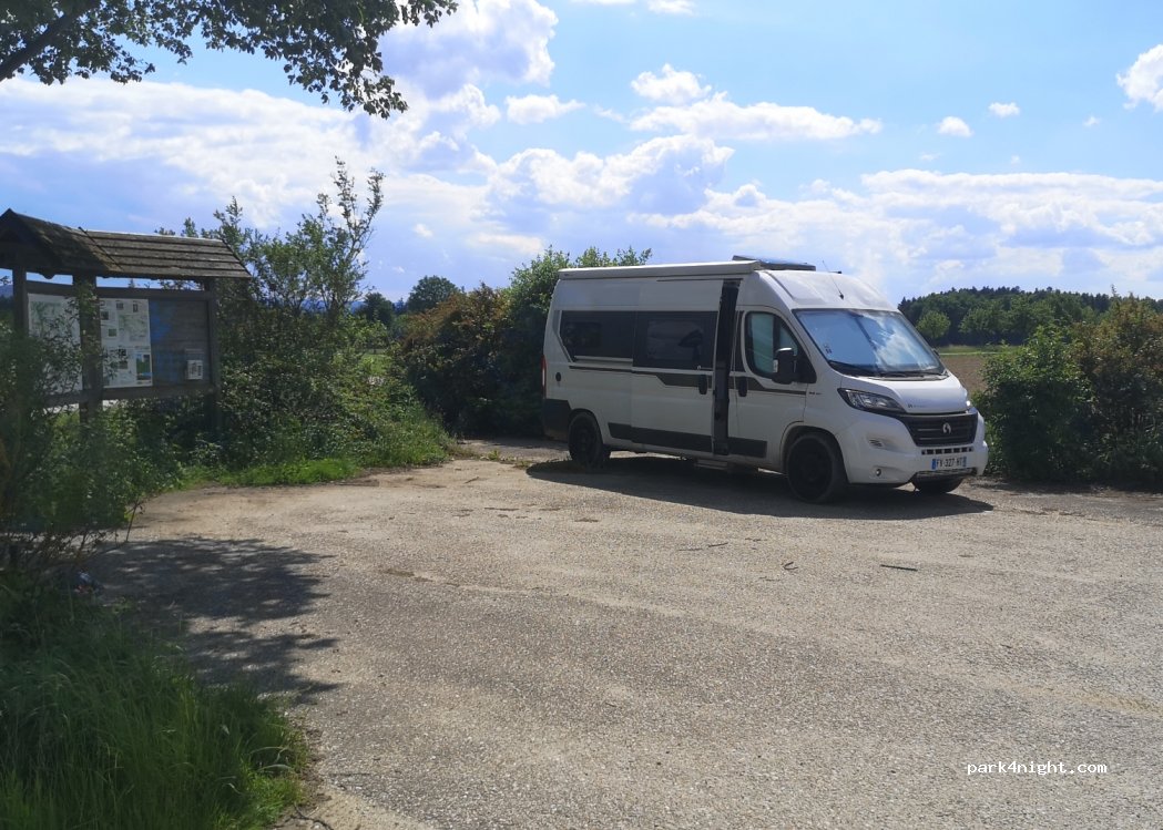 (3923) Mödershöf - L8242 — foto