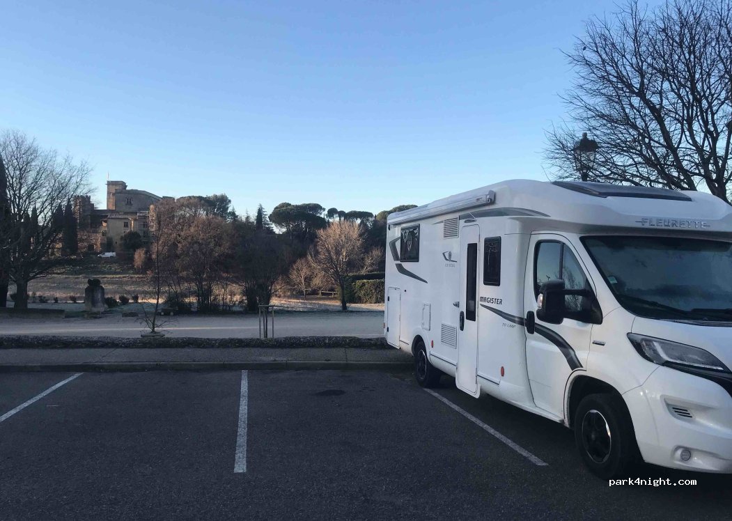 (84160) Lourmarin - Chemin de Pierrouret — foto 4