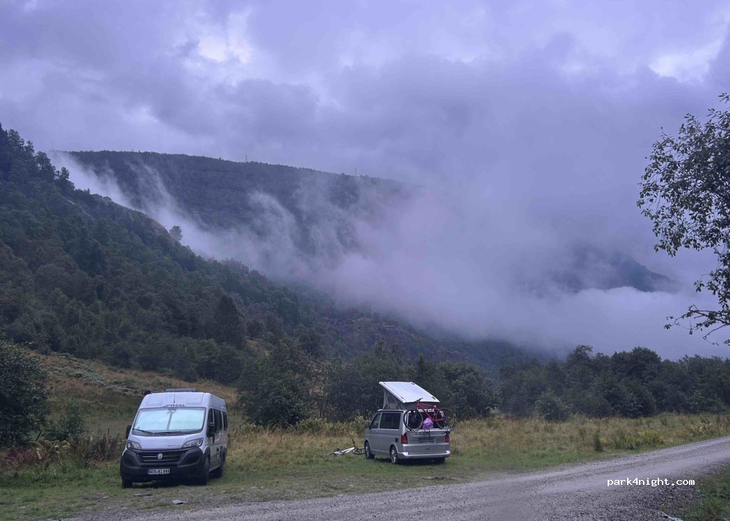 () Skor - — foto 3
