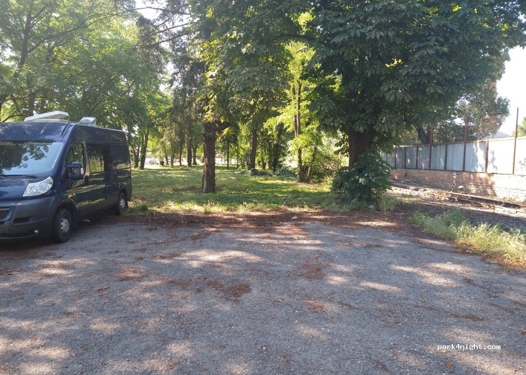 (691 41) Břeclav - Nádražní — foto