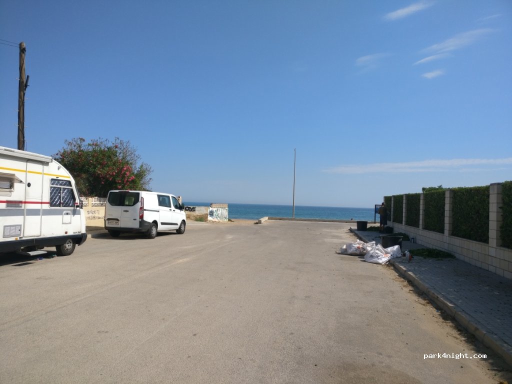 (03700) Dénia - 11 Carrer Llac Maracaibo — foto