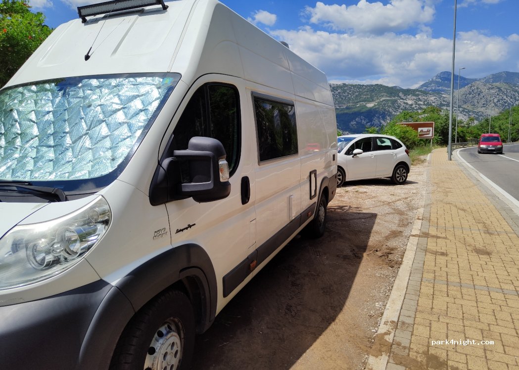 (85336) Perast - E65 — foto
