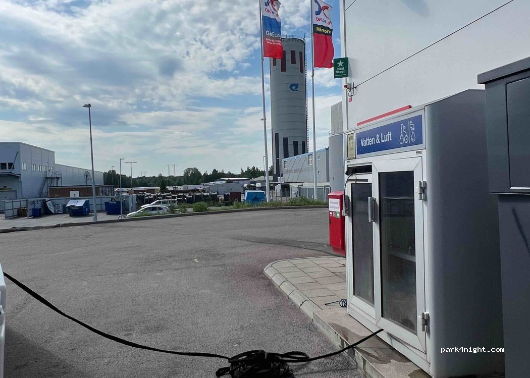 (781 70) Borlänge - 2 Bäckelundsgatan — foto