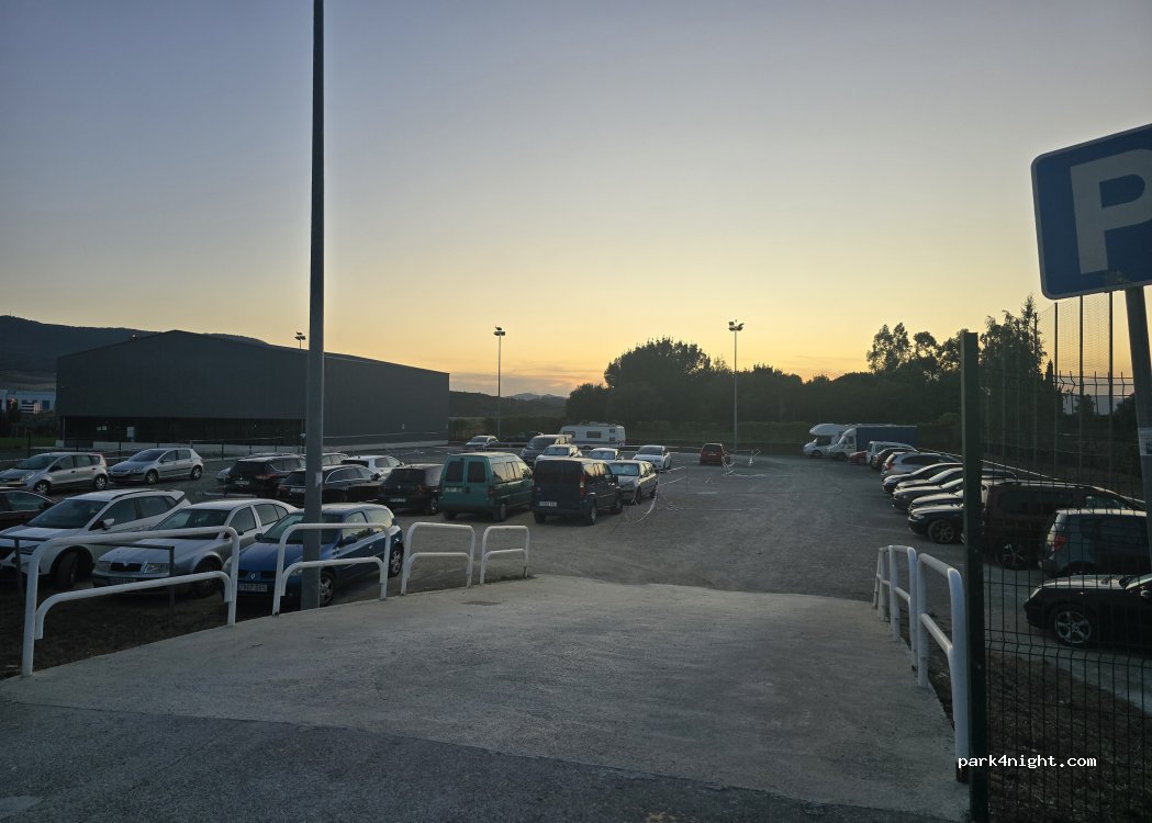 (31110) Noáin - 45 Travesía Del Aeropuerto — foto 5
