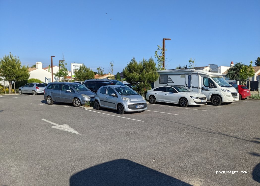 (85800) Saint-Gilles-Croix-de-Vie - 63 Boulevard Georges Pompidou — foto