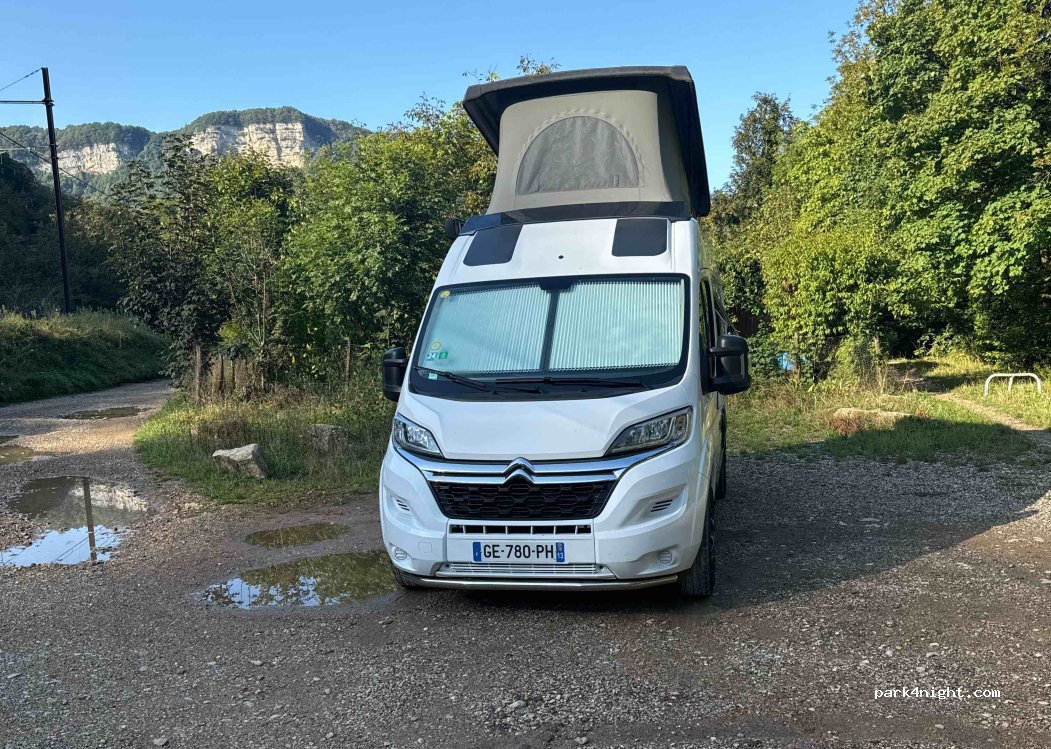 (01230) Saint-Rambert-en-Bugey - 29 Avenue de l'Europe — foto 2