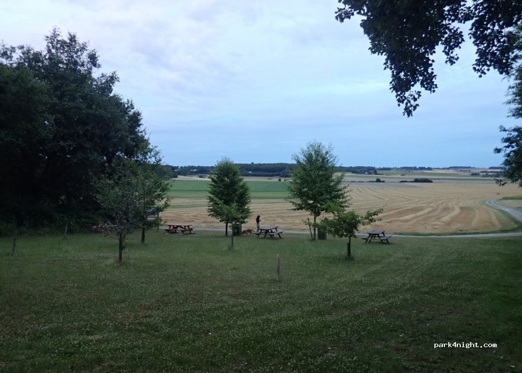 (37800) Draché - Unnamed Road — foto 4