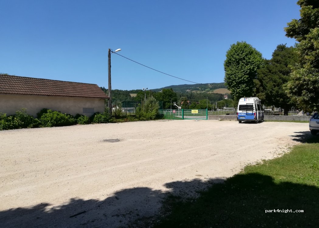 (38380) Entre Deux Guiers - Stade André Chanet — foto 4