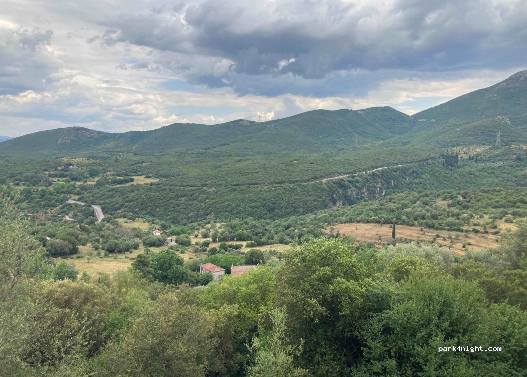 (220 22) Karitena - Epar.Od.Karitenas-Stemnitsas — foto