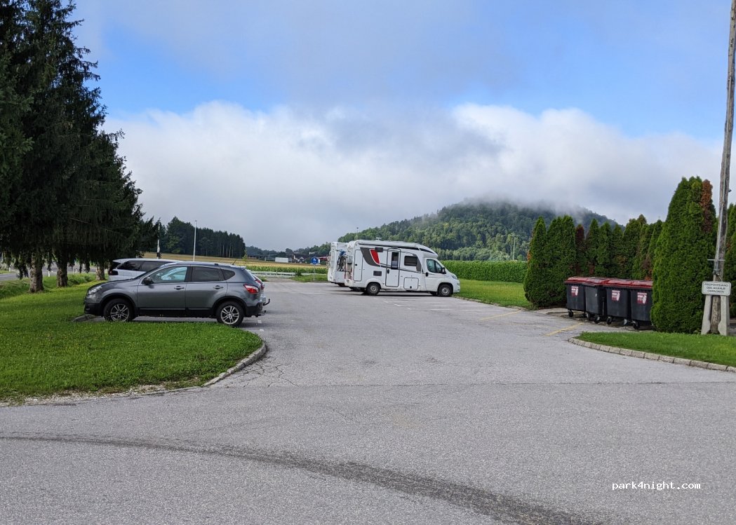 (1217) Vodice - 13 Škofjeloška cesta — foto