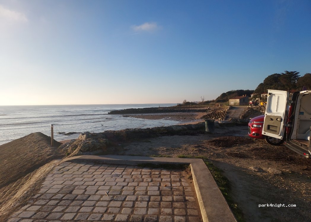 (17690) Angoulins - 6019 Chemin de la Sapinière — foto