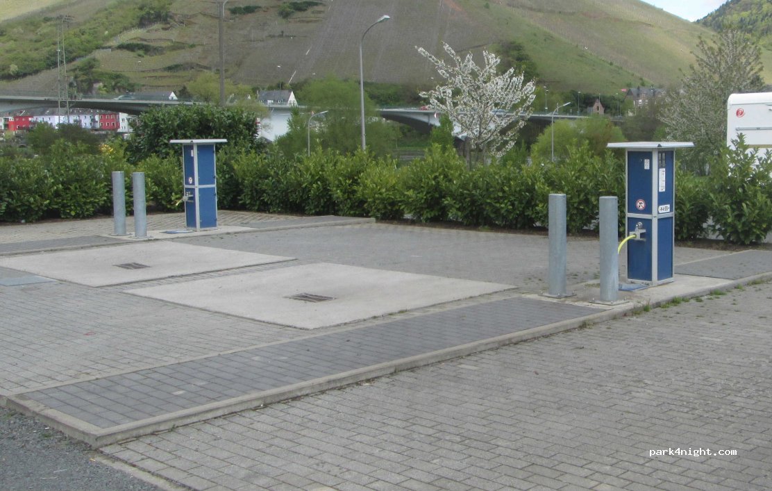 Wohnmobil Stellplatz Römerquellen — foto