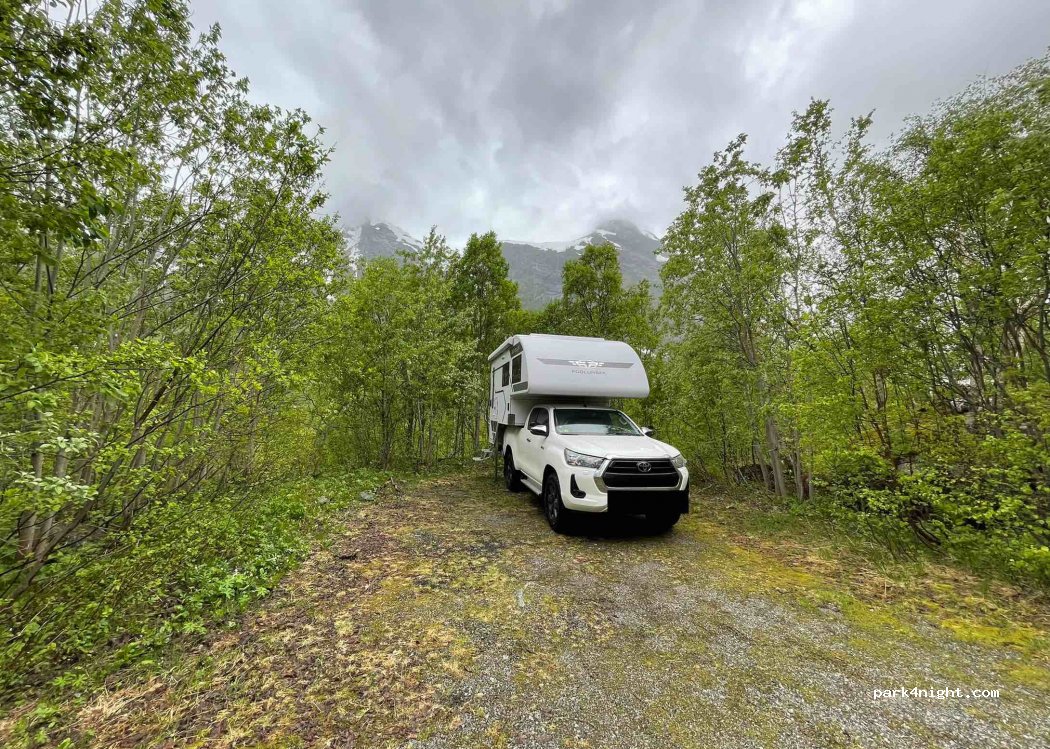 (6210) Valldal - Primær Fylkesveg 63 — foto