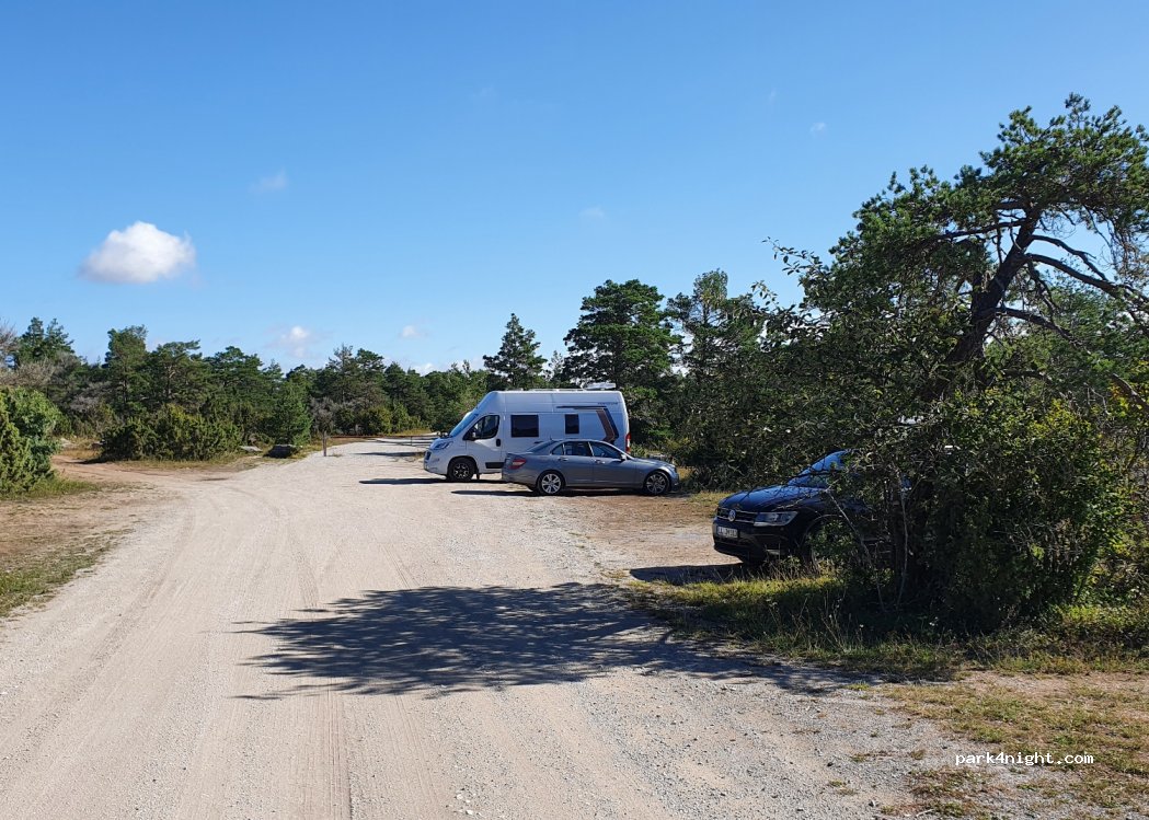 (621 76) Visby - Unnamed Road — foto