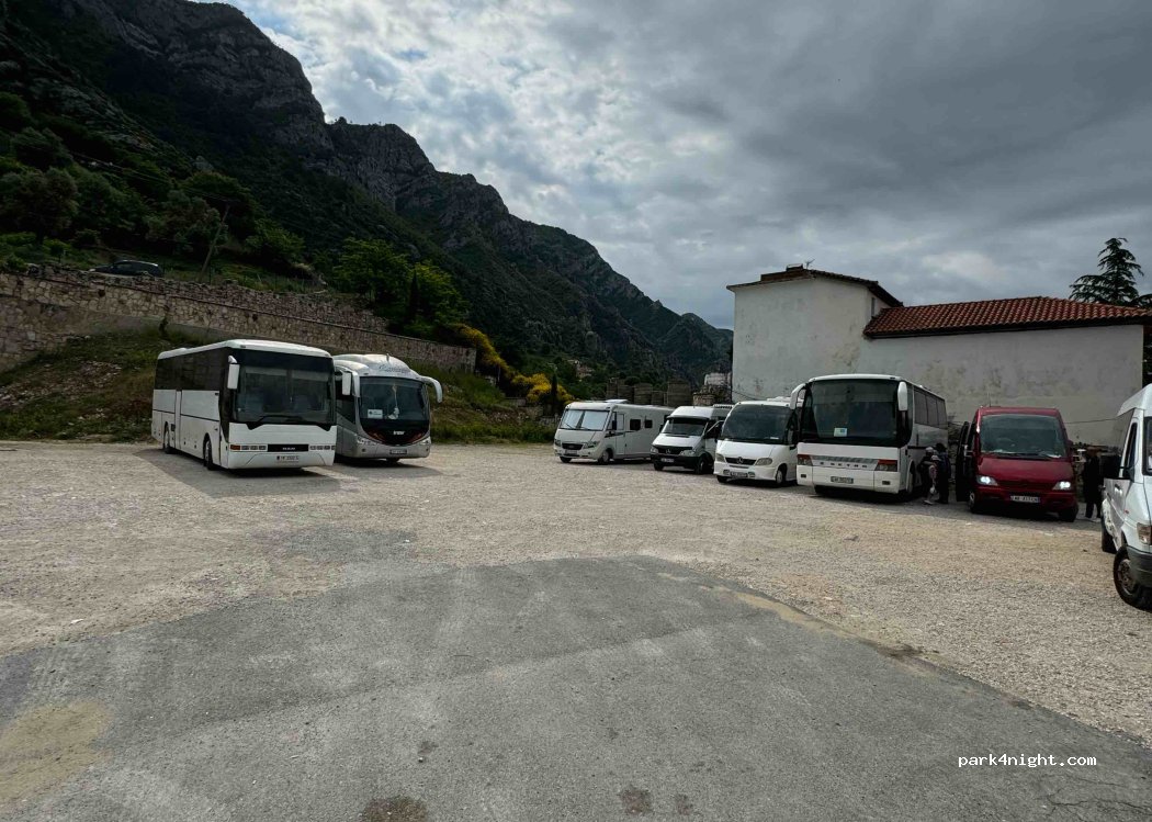 () Krujë - Rruga Kasme — foto 4