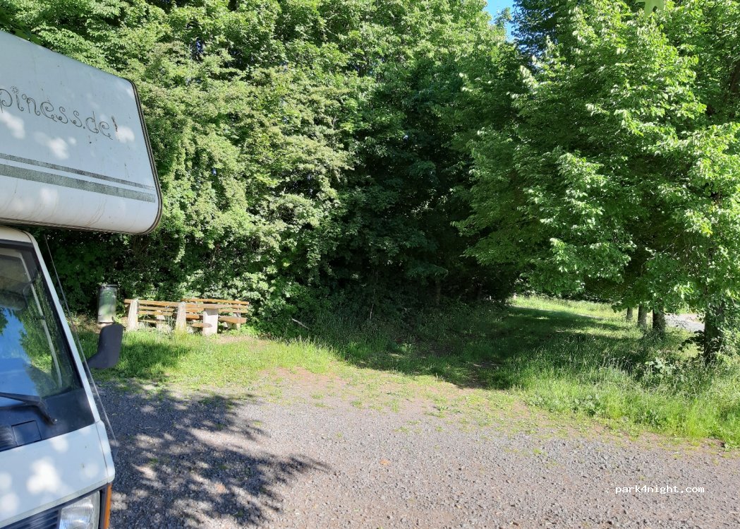 (56357) Pohl - Unnamed Road — foto