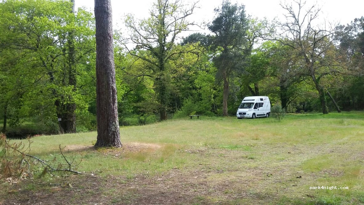 (40200) Mimizan - 20 Avenue du Lac — foto 2
