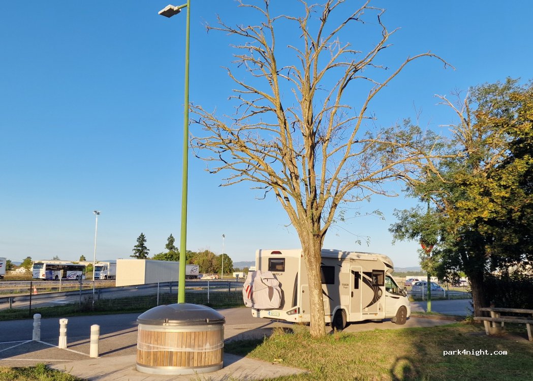 (26300) Alixan - 135 Route des Pôles — foto 5