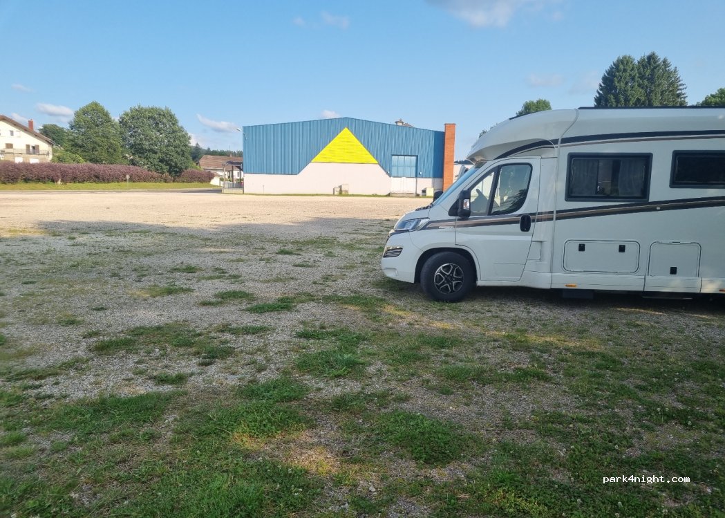 (39150) Saint-Laurent-en-Grandvaux - 4 Rue Numa Magnin — foto 4