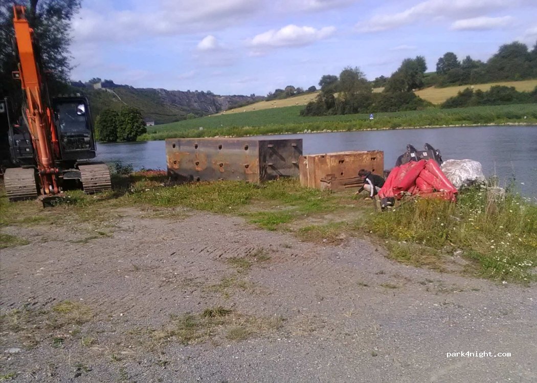 (08600) Chooz - Unnamed road — foto 2