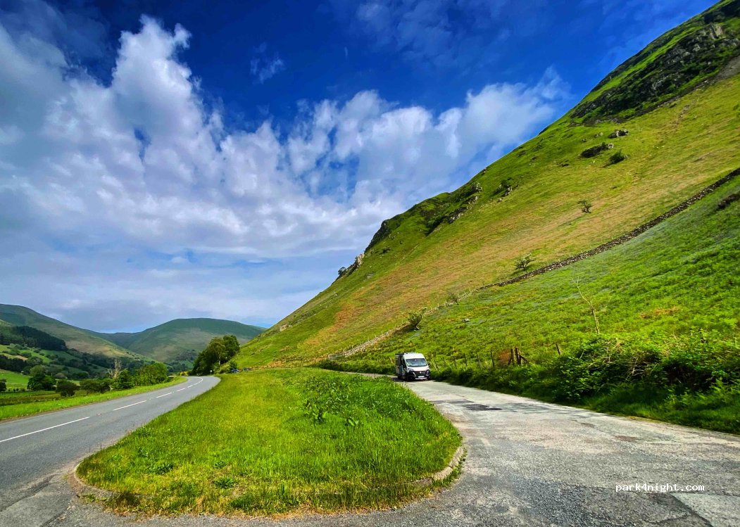 (SY20 9LX) Machynlleth - Unnamed road — foto 4