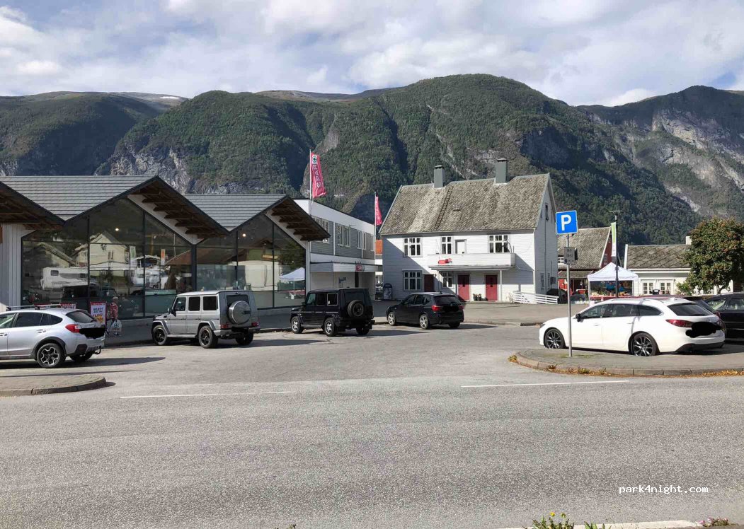 (5745) Aurland - 14 Vangen — foto