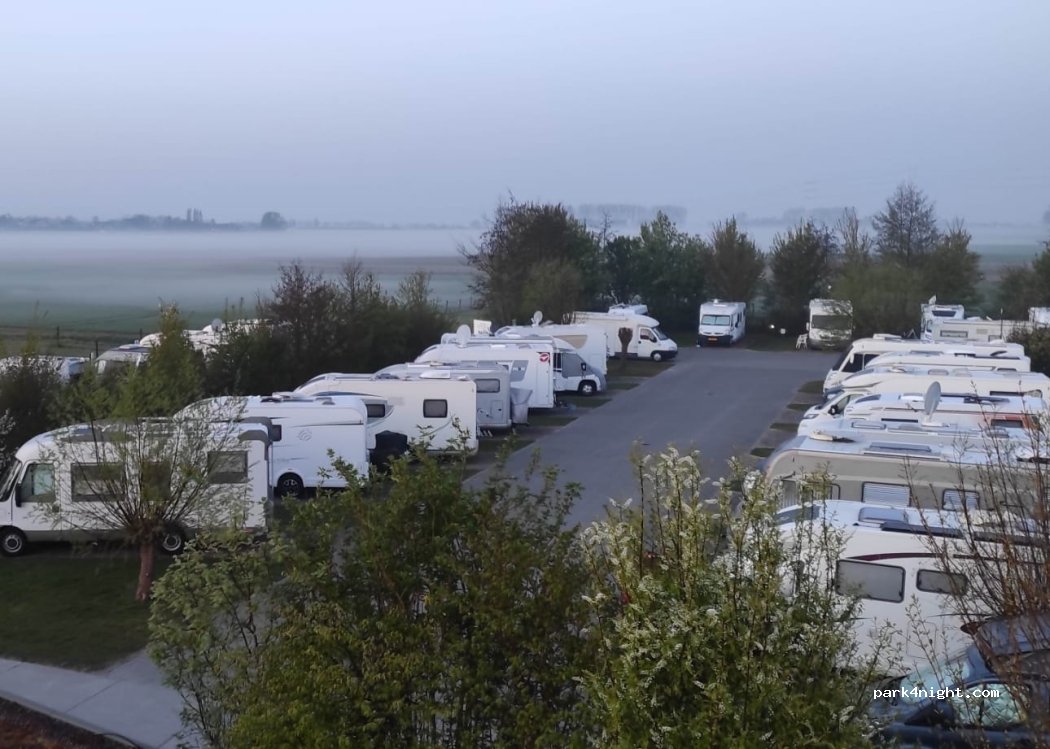Camperplaats Het Groene Hart — foto 5