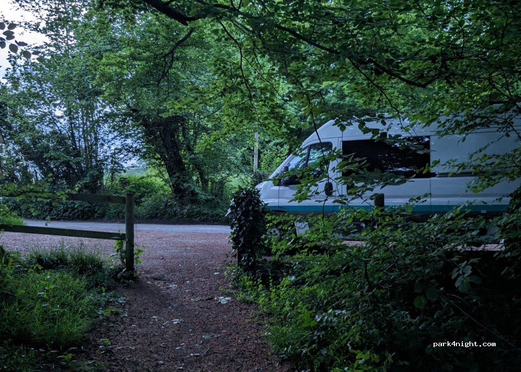 (BN18 0NU) Arundel - Unnamed road — foto 3