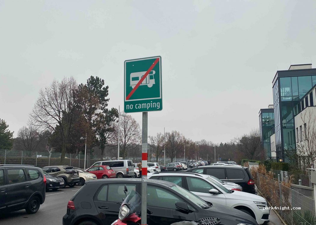 (1130) Wien - 1 Seckendorff-Gudent-Weg — foto