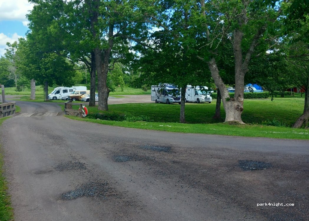 (742 94) Östhammar - 60 FORSMARKS BRUK — foto 4