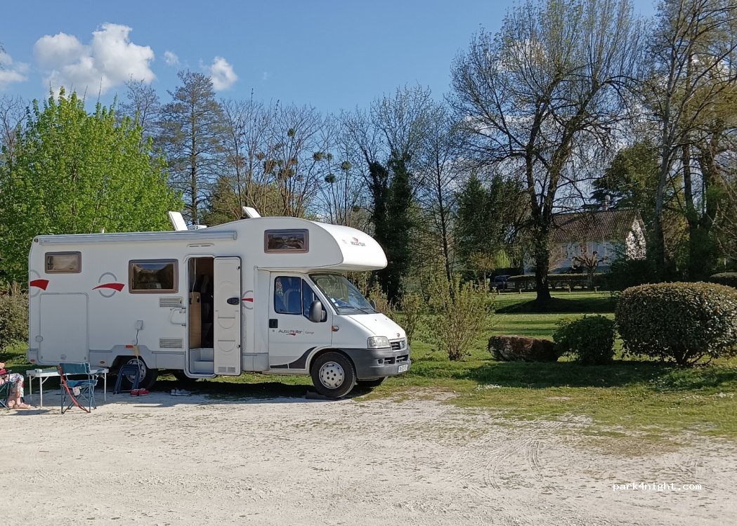 (37460) Genillé - rue de la Varenne — foto 2