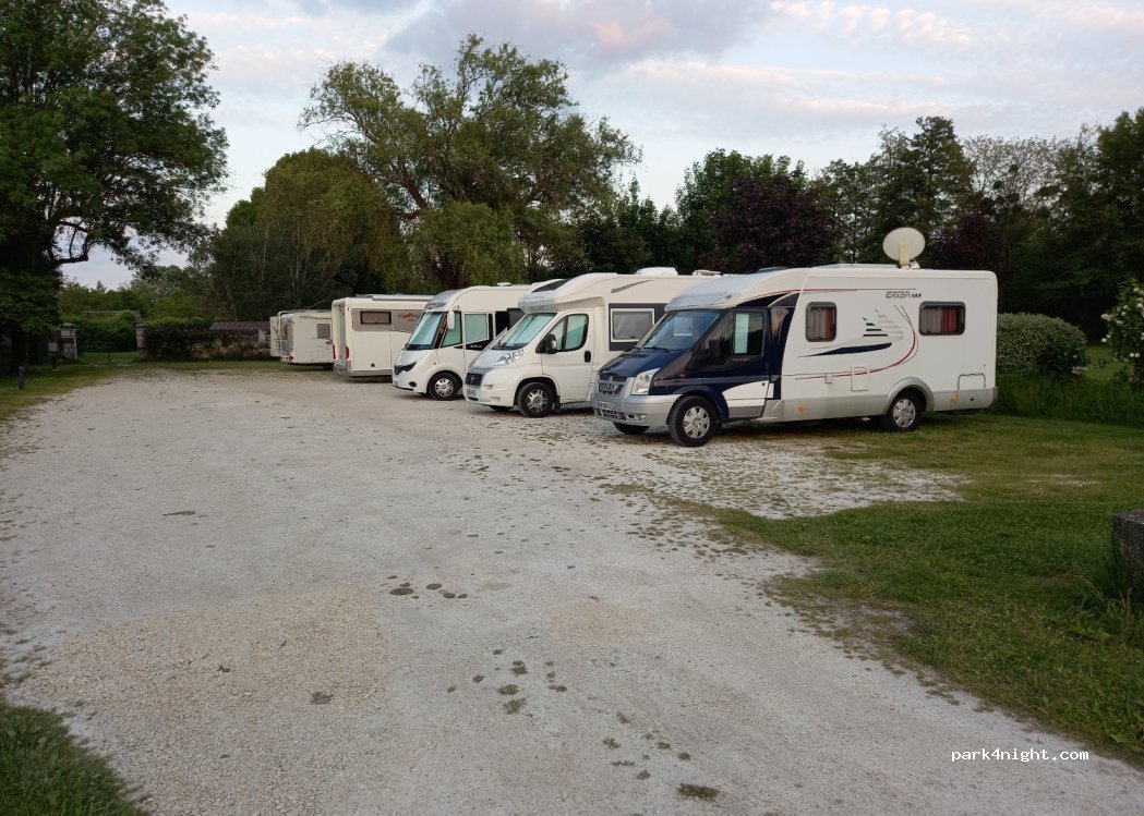 (37460) Genillé - rue de la Varenne — foto 3