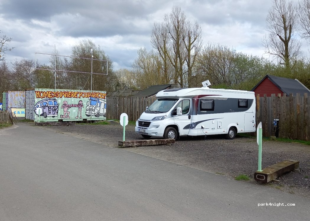 Camper Avenue — foto 4